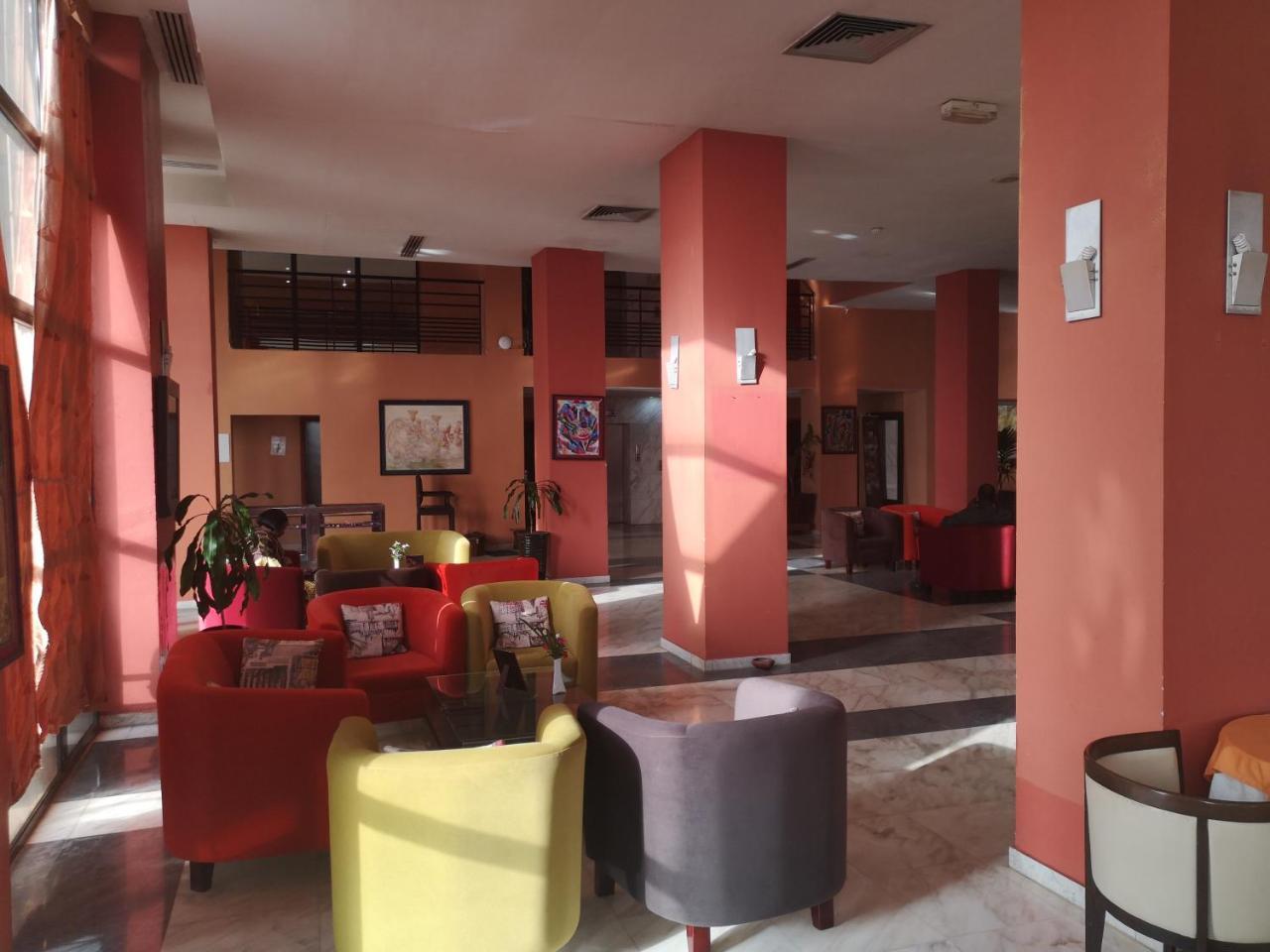 Hotel El Farouk Bamako Exterior photo